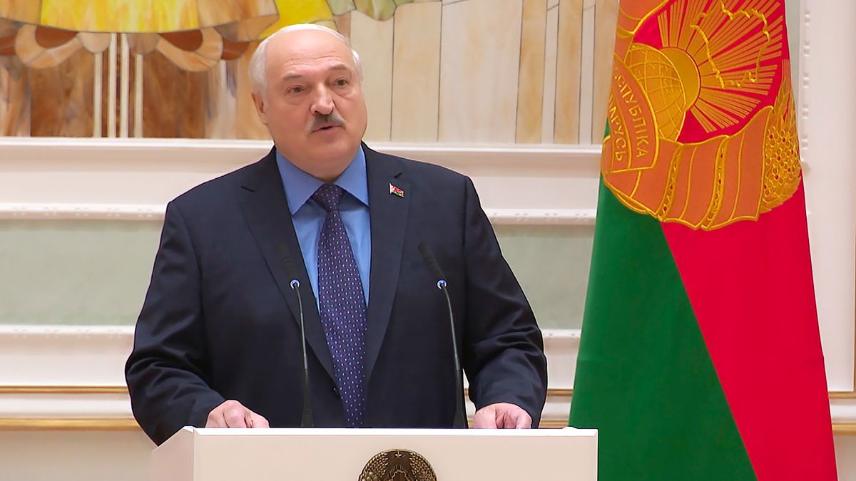 Je to patová situace, Rusové a Ukrajinci by měli jednat o ukončení války, říká spojenec Moskvy Lukašenko